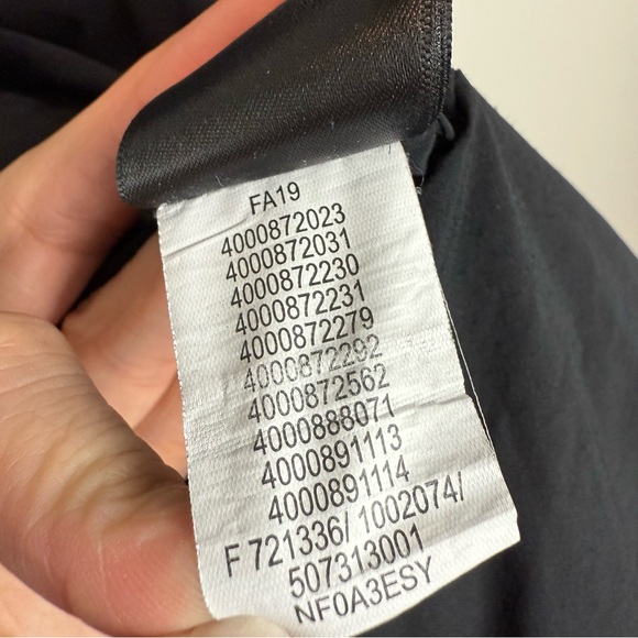 The North Face Men's Summit L3 Ventrix 2.0 Hoodie Black Size Medium - Picture 14 of 16